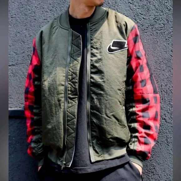 Nike Green and Red Bomber Jacket - Picture 1 of 11